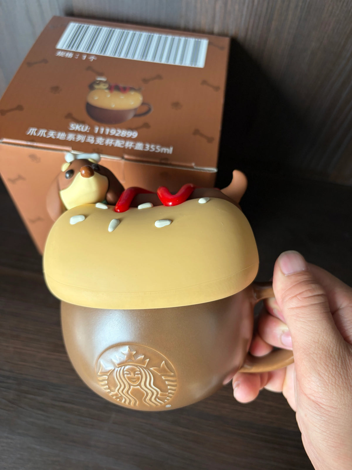 Starbucks Pet Paws World 355ml Mug with Dachshund Hot Dog Lid on Hand